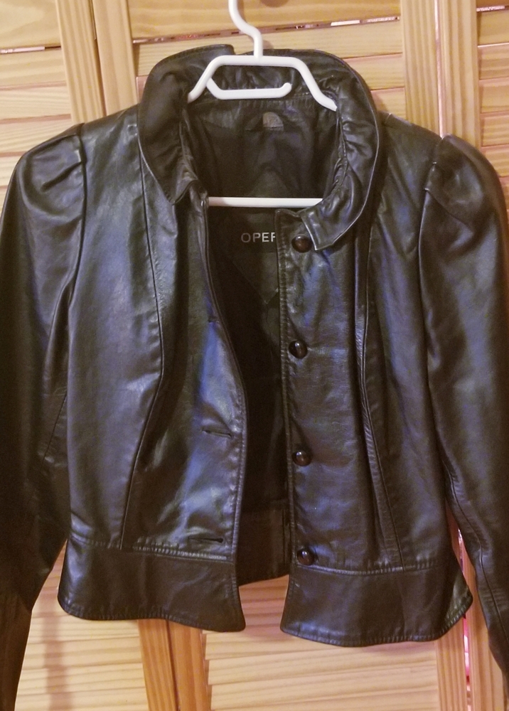 Vintage Leather Coat!
